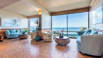 Smart-TV, Tischtennisplatte