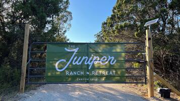 Enceinte de lâhĂ©bergement