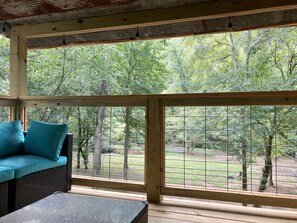 Property grounds - Private 14 acre Creek side Cabin and close to Lake (Quitman)