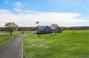 Exterior - Picture perfect views next to lake and trails (Mexico)
