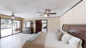 5 bedrooms, WiFi, wheelchair access - Luxury Tambor Estate with private pool, jacuzzi, and panoramic view (Tambor)