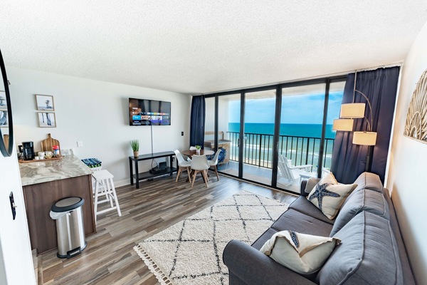 Smart TV, libros, videoteca