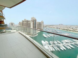Balcony - Tiara Residence (Dubai)