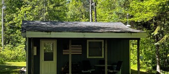  Rustic cabin near recreational, ATV and fishermans dream.