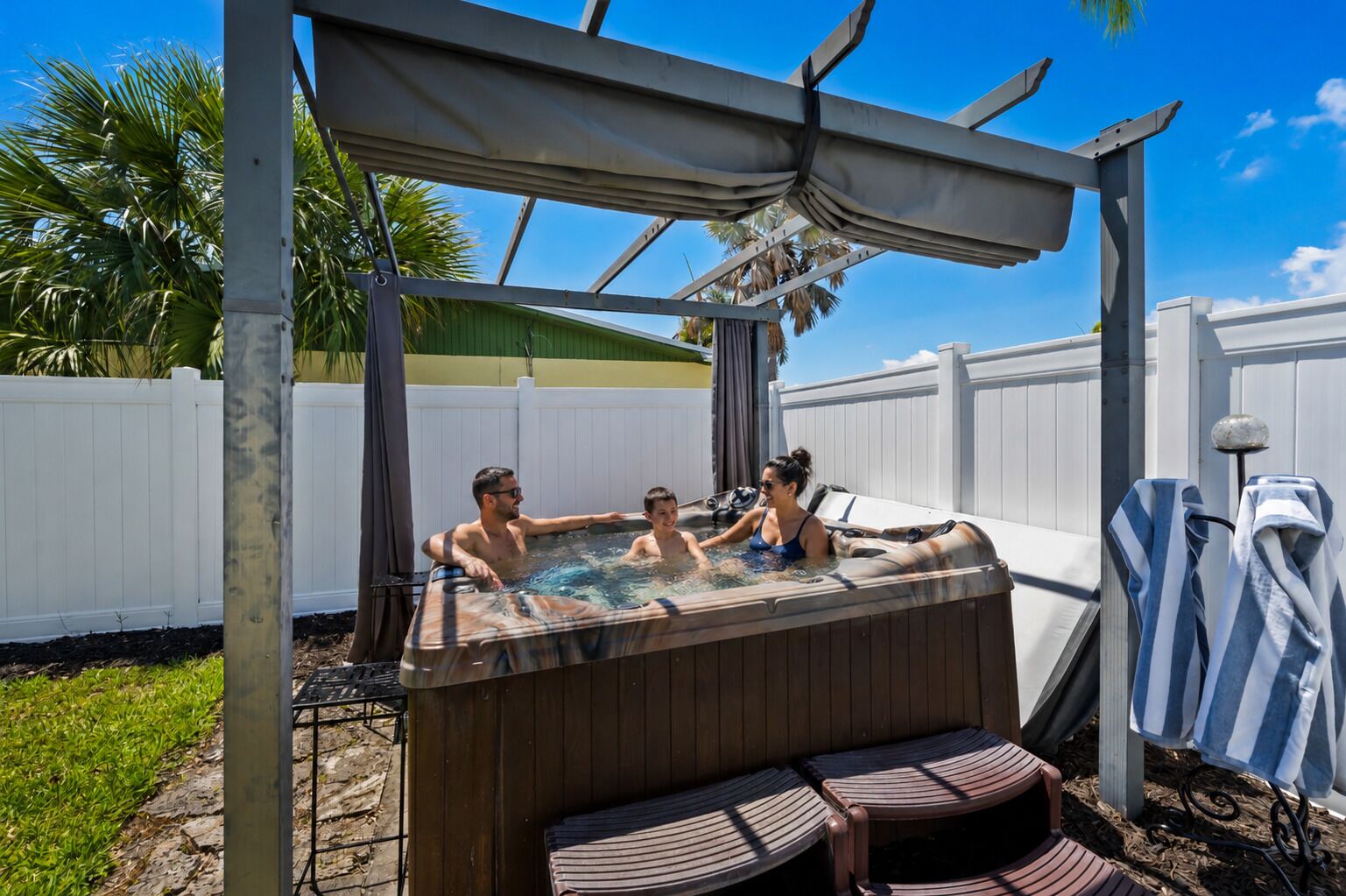 Outdoor spa tub
