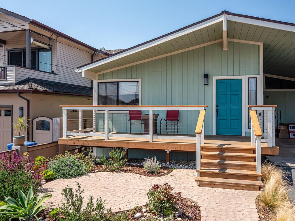 Beach house in Cayucos with Ocean Views - MONTHLY ONLY