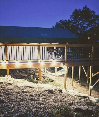 Luxury Camp w/ TV, Wi-Fi & Bunkbeds!
