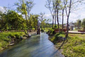 Property grounds - Starshar Hotel (Dong'an)