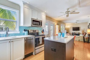 冰箱、烤箱、炉灶、洗碗机