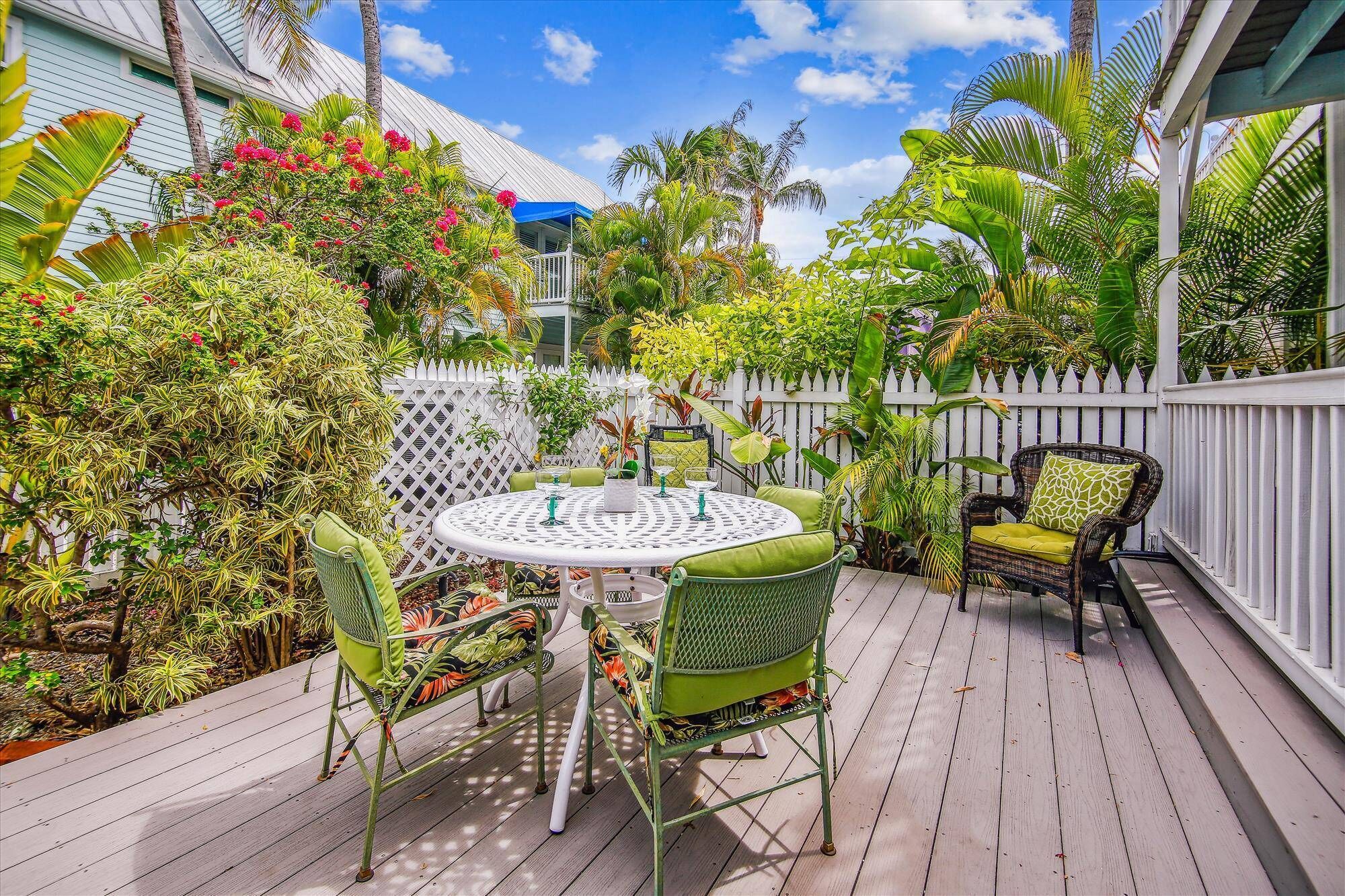 Key West Charming by AvantStay | CommunalPool | GatedCommunity | Week Long Stays