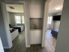 3 bedrooms, desk, iron/ironing board, free WiFi - Home for Vacations near California Disneyland. (Anaheim)