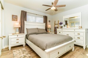 4 soverom, skrivebord, strykejern/-brett og wi-fi (inkludert)