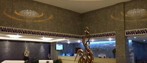 Lobby-Lounge
