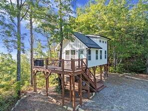 Exterior - Pisgah Perfect-Hot tub and Views! (Rosman)