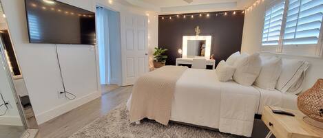 3 bedrooms, iron/ironing board, free WiFi