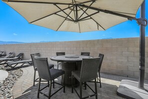 Outdoor dining - Escape to your Desert Hideaway! 
RVC-1541 (Thousand Palms)