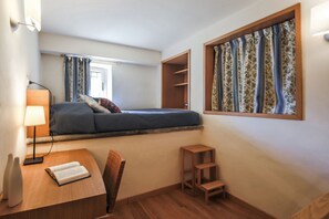 4 Schlafzimmer, Bügeleisen/Bügelbrett, WLAN, Bettwäsche