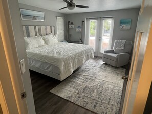 2 bedrooms, desk, iron/ironing board, free WiFi