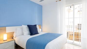 1 slaapkamer, een strijkplank/strijkijzer, reisbedje, gratis wifi