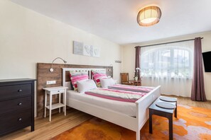 3 habitaciones, wifi gratis y ropa de cama 