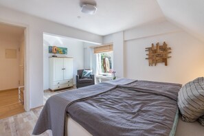 3 habitaciones, tabla de planchar con plancha y wifi gratis 