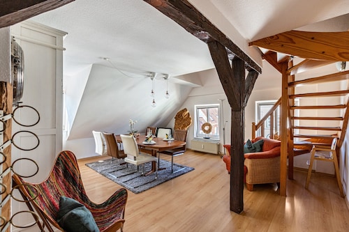 Apartment "Blumenhaus Friedrichstadt" with Wi-Fi