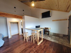 Deluxe Double Room, 2 Queen Beds, Kitchen | Premium bedding, individually decorated, individually furnished - Dream Drift Motel (Cameron)