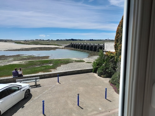 Face au Havre et à Deux pas du Centre de Port-bail-sur-mer