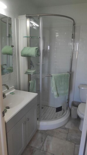 Chambre Confort | Salle de bain