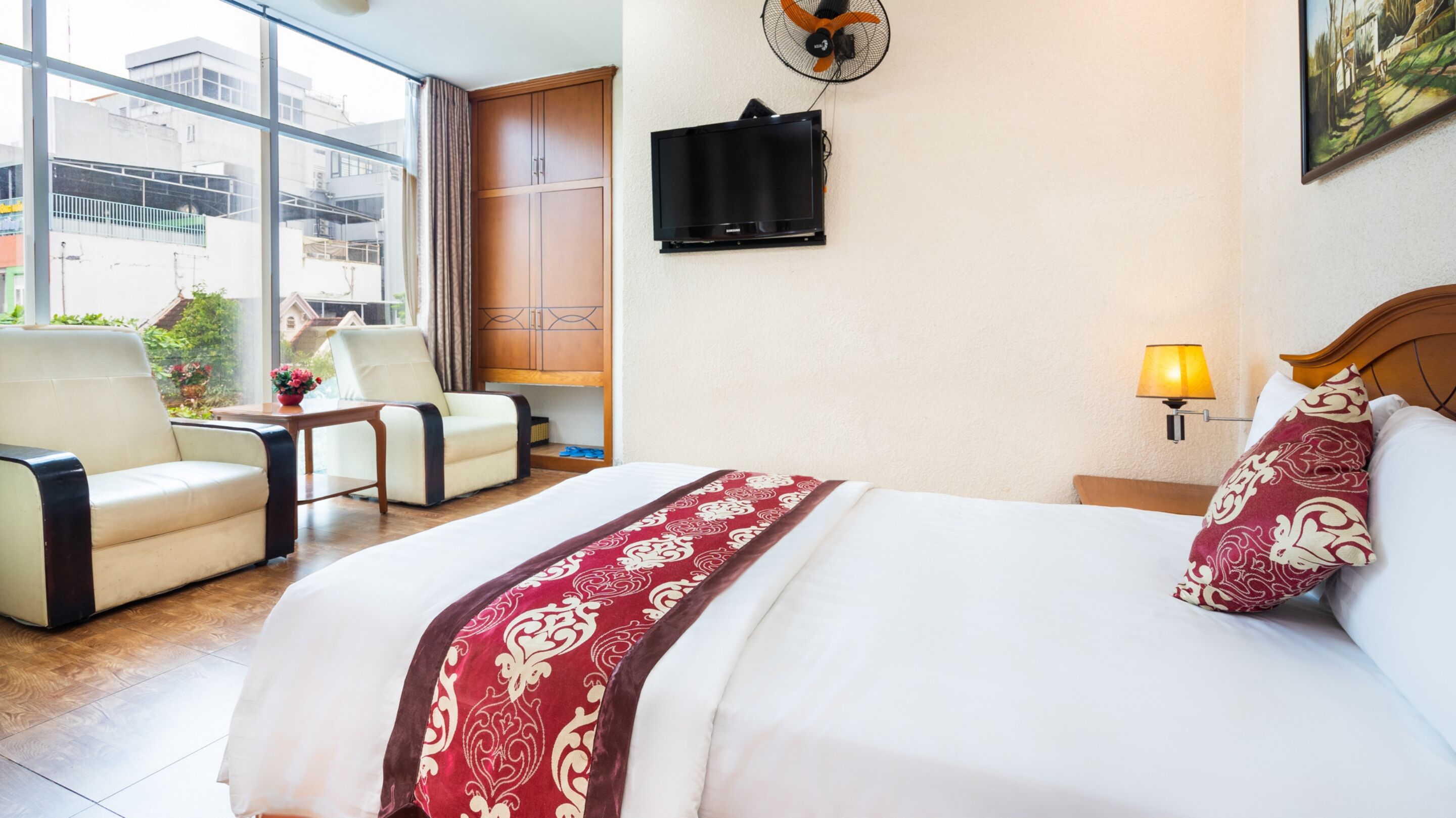 HANZ Queen Airport Hotel Tan Binh