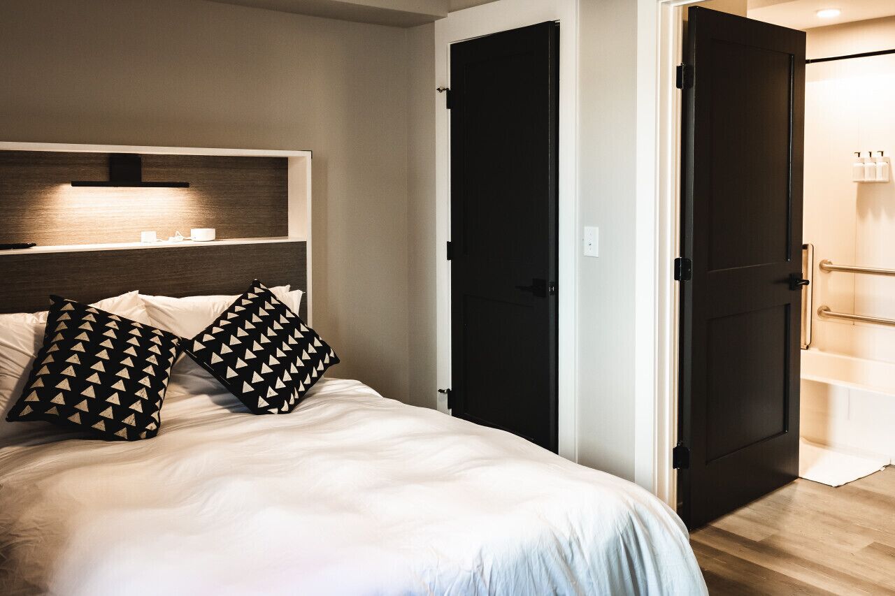 1 bedroom, iron/ironing board, travel crib, free WiFi