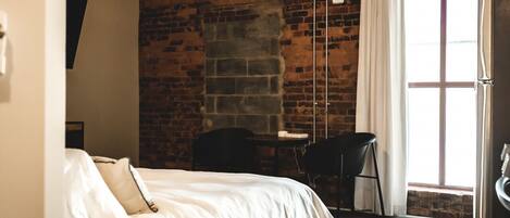 1 bedroom, iron/ironing board, travel crib, free WiFi