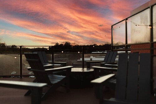 Three Trails Downtown Elkin, 1 Bedroom, 2nd Floor