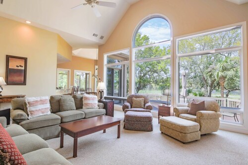 4 Minute Walk to Beach!  Private Pool With Pool Heater.*  Back Deck w/ Lagoon & Golf Course Views!