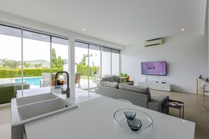 Family Villa | Private kitchen