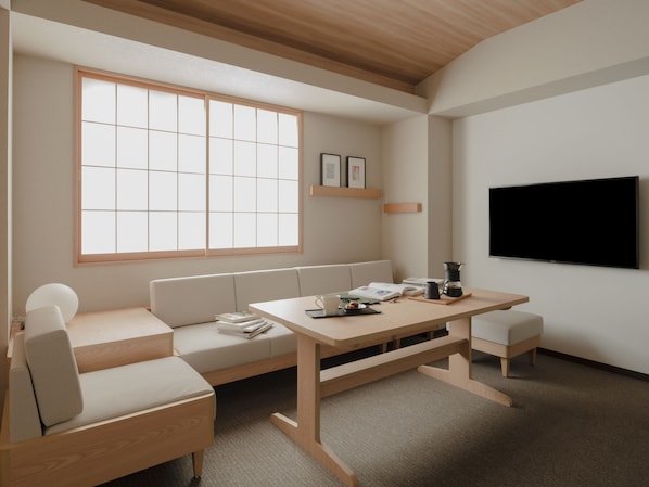 2 bedrooms, down comforters, in-room safe, iron/ironing board