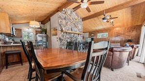 Maison, 6 chambres | Restauration