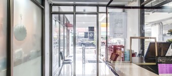 OYO 893 Dian Suites Makati