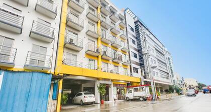 OYO 893 Dian Suites Makati
