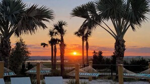 Unclassified image, 3 of 72, button - 10BR Resort Villa / Private Pool & Spa / Sleeps 30/ Near Disney (Davenport)