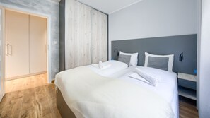 Apartment (6)