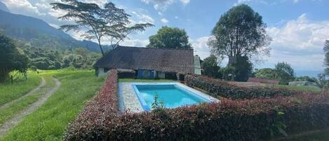 Piscina externa