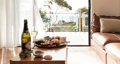 ~HUMBUGS, BAY OF FIRES ~ Beachfront Escape ~