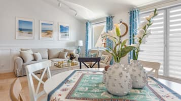 Apartment (12) | Living area