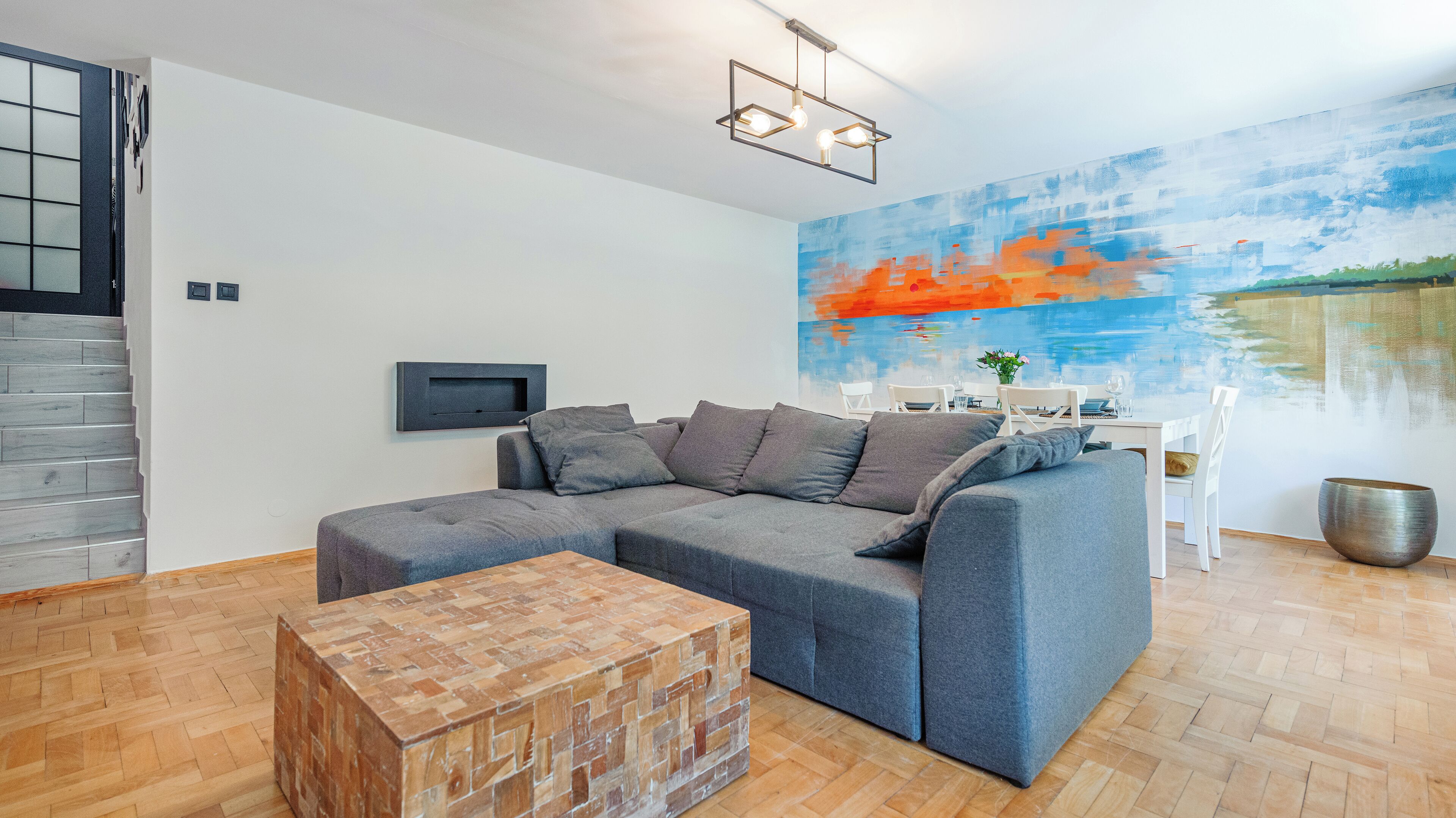 Apartemen (4/7B) | Area keluarga | TV plasma