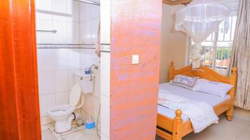 Standard Room | Free WiFi