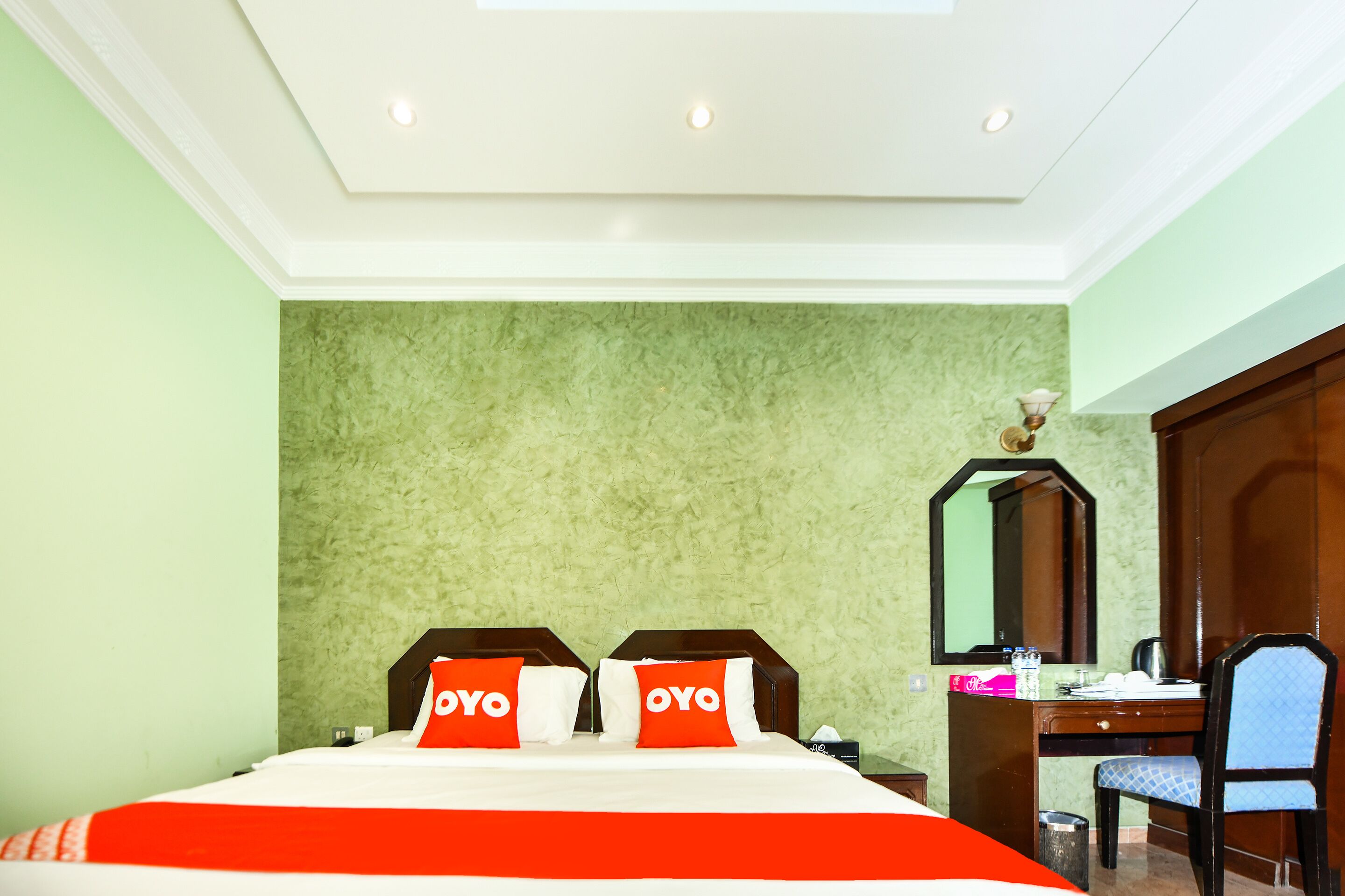 Photo - OYO 137 Marina Hotel