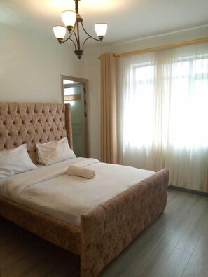 บิสซิเนสอพาร์ทเมนท์ | 3 ห้องนอน, Wi-Fi ฟรี