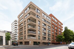 Exterior - Luminous 2 Bed Balcony Flat in Islington (London)