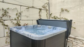 Idromassaggio all'aperto